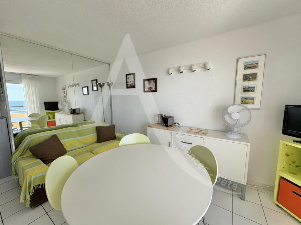 APPARTEMENT 1 CHAMBRE BORD DE MER - 4