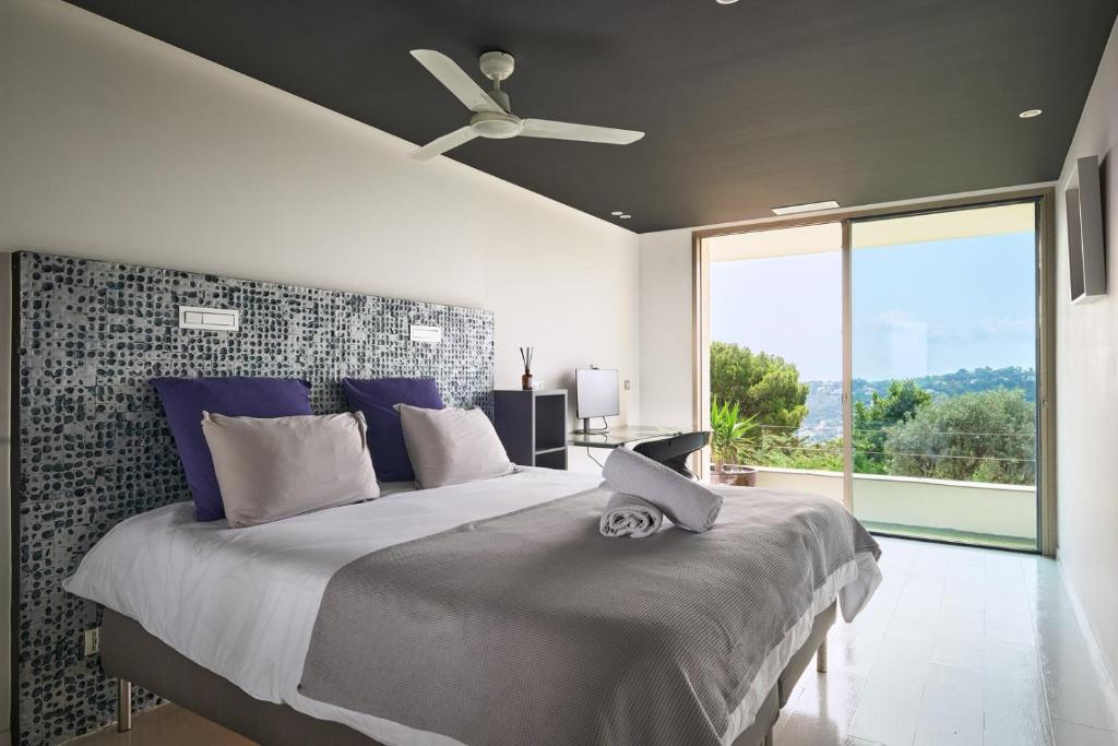 Cannes - Modern villa with 180° sea view - 5