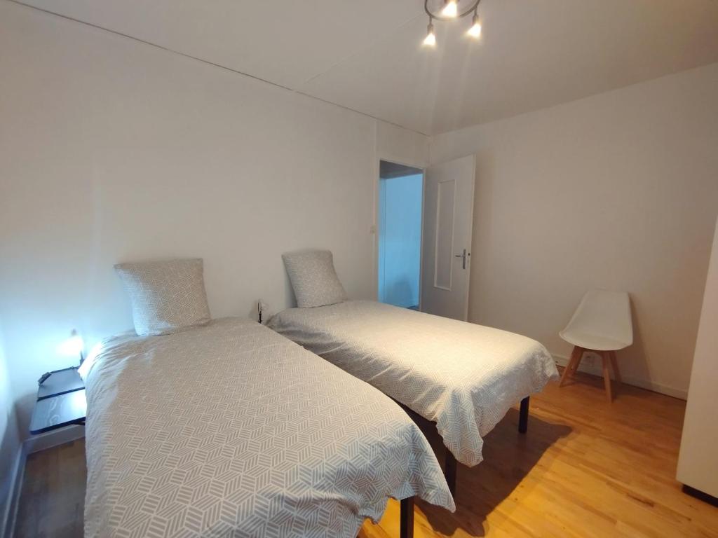 Chevran - appart 2 chambres - proche gare - 5