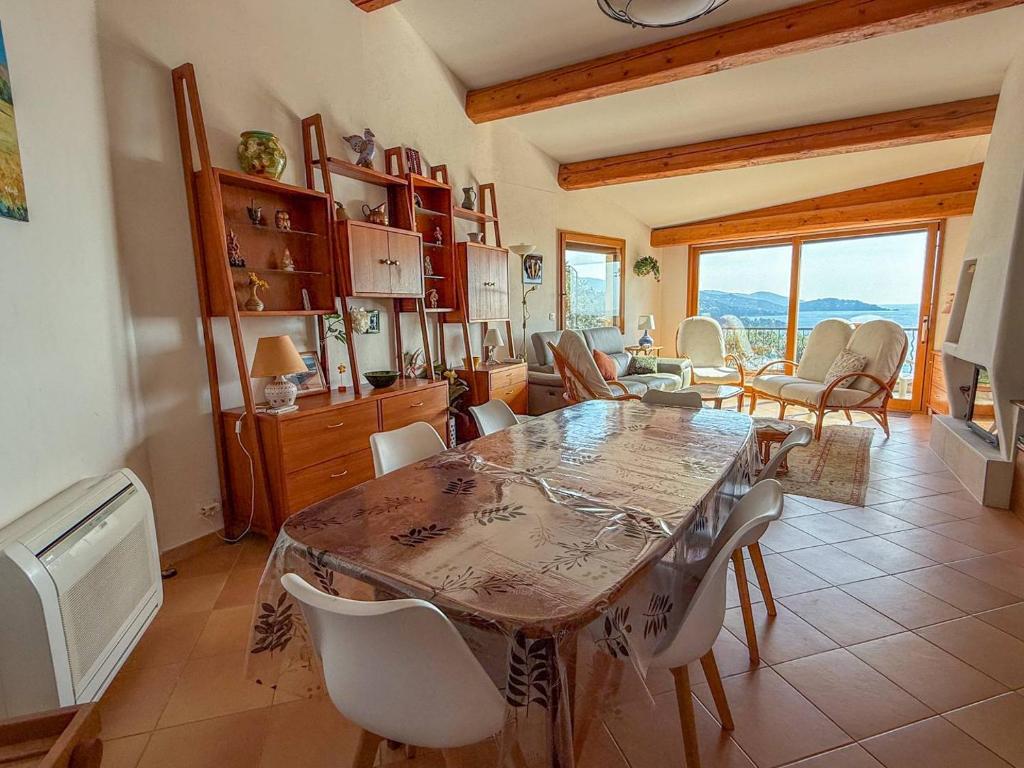 T3 pour 4 personnes, magnifique vue mer sur la baie de Saint Clair - 3