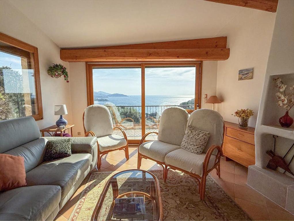 T3 pour 4 personnes, magnifique vue mer sur la baie de Saint Clair - 2