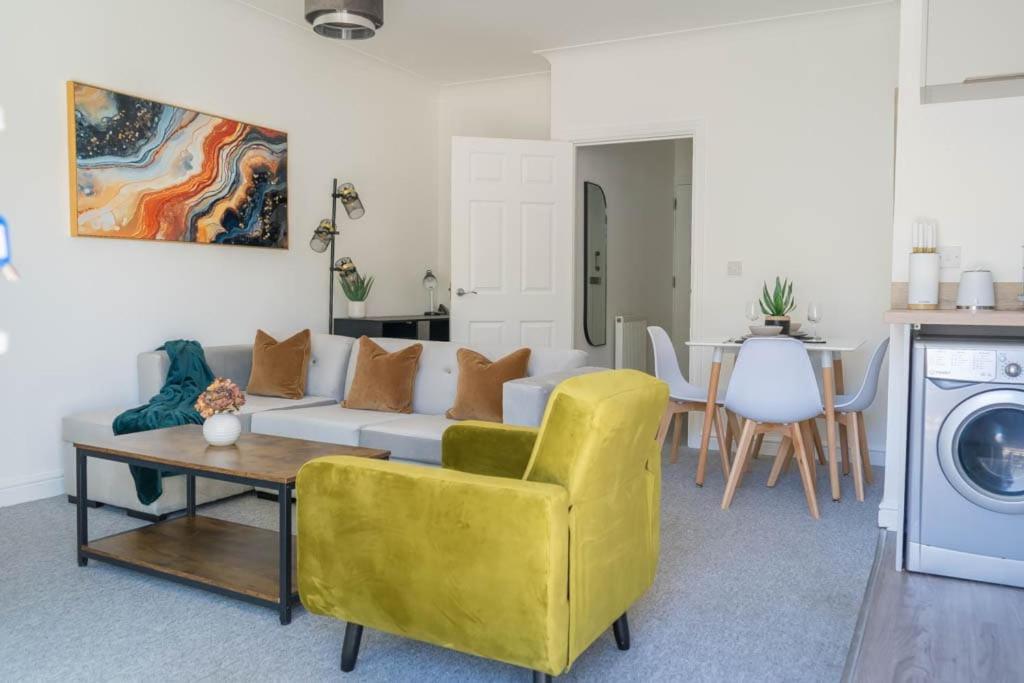 N E W - Boutique Apartment, Isle of Wight