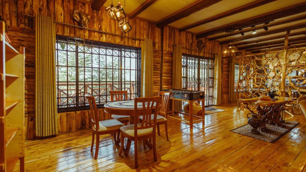 Thitu Log House, Nakuru