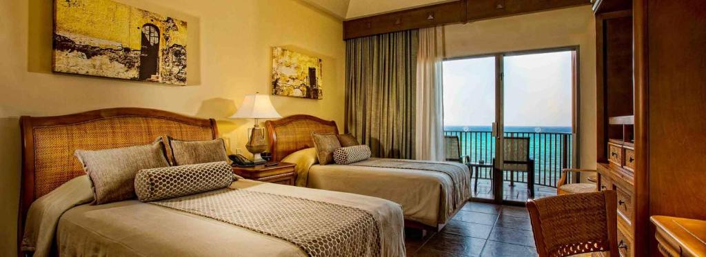 2BD Master Suite Beachfront Royal Hacienda Cancun - 3