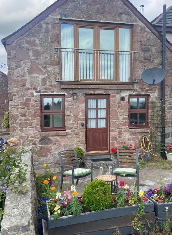 Loch Leven Loft, Milnathort