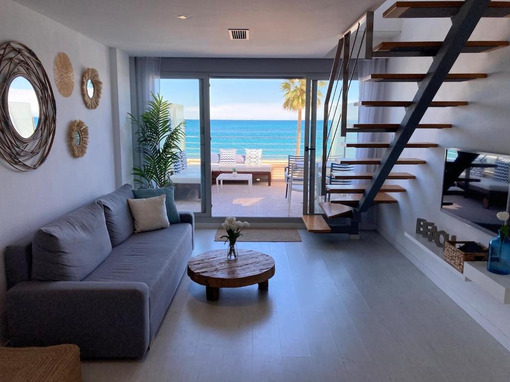 Paradise Duplex lujo primera línea, Denia