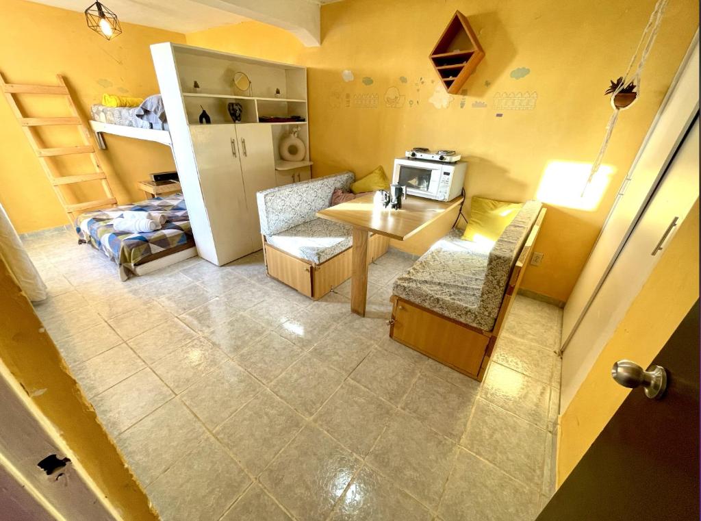 Apartment with terrace near downtown - 2