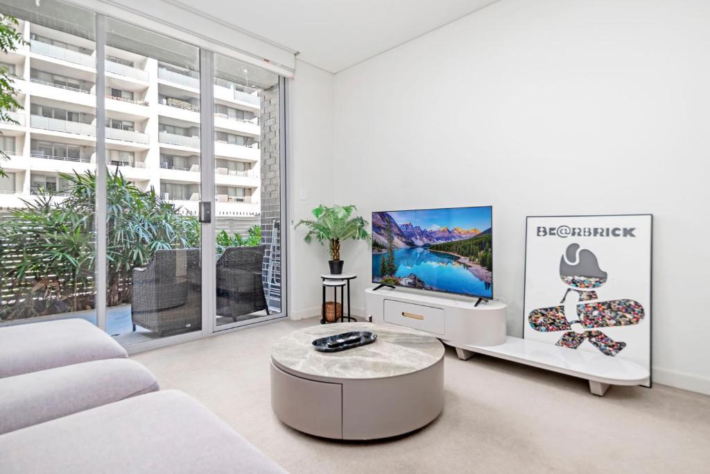 Modern 2BR Apt in Merrylands, Merrylands