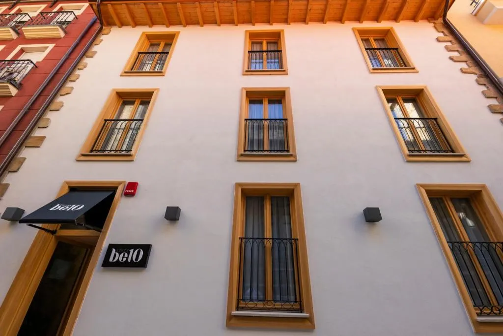 Be10 Suites, Bermeo，位于贝梅奥的酒店