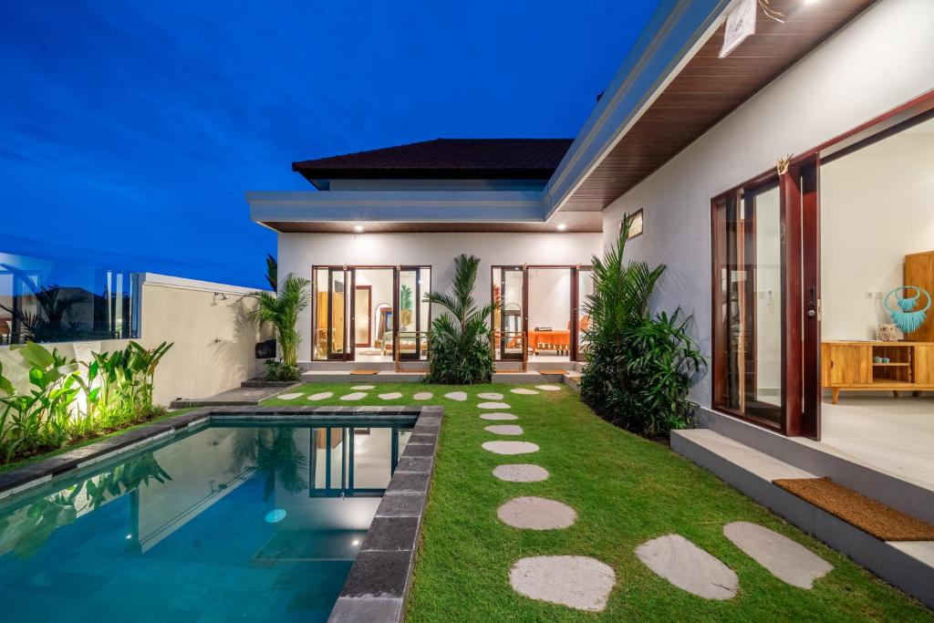 Nooky 4 - Relax, Recharge, Repeat - 4BDR with Spectacular Views, Kerobokan