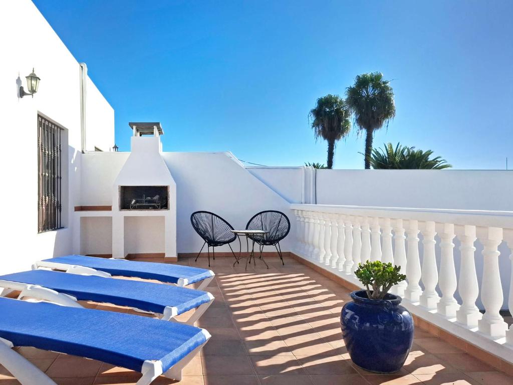 Villas with private pools - Just 7 min walk from beach, bars & dining - 5