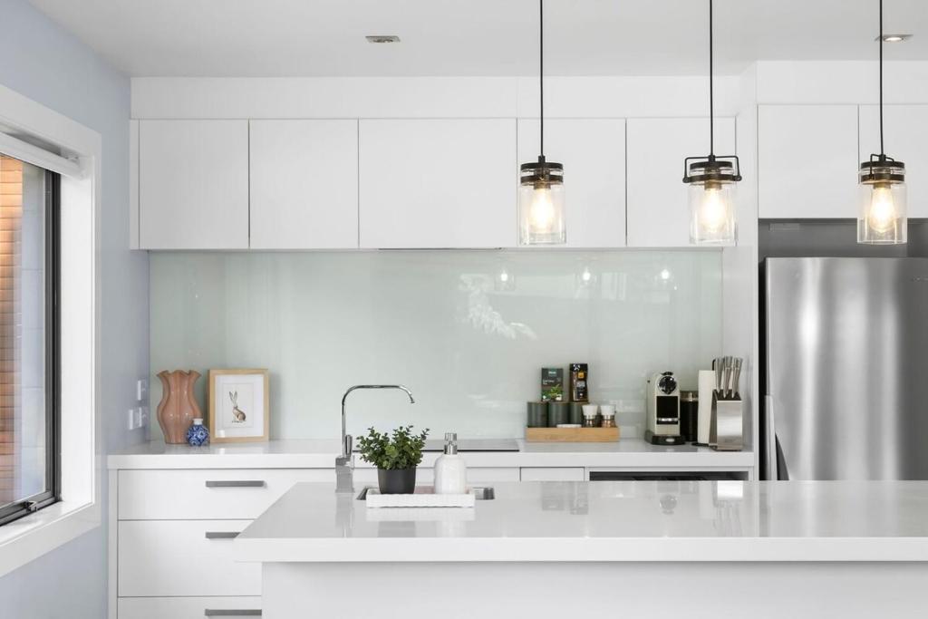 Wanaka Tree On Your Doorstep!, Wanaka