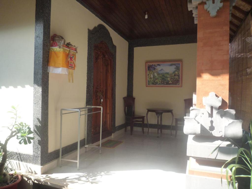 Shindu Home Stay photo