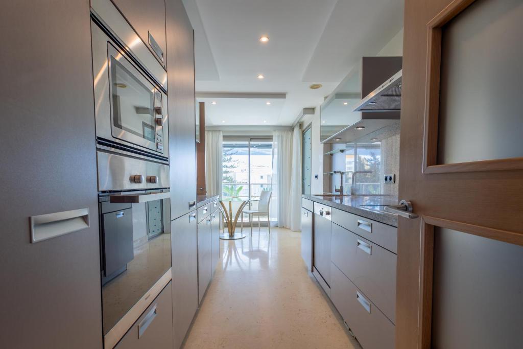 Luxury apartment in Jardines del Principe - 2