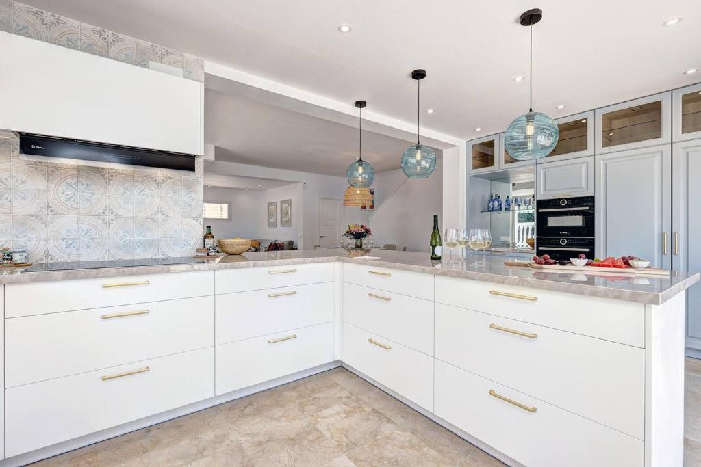 034 Luxury La Cala Villa, Private Pool and Sea Views - 4