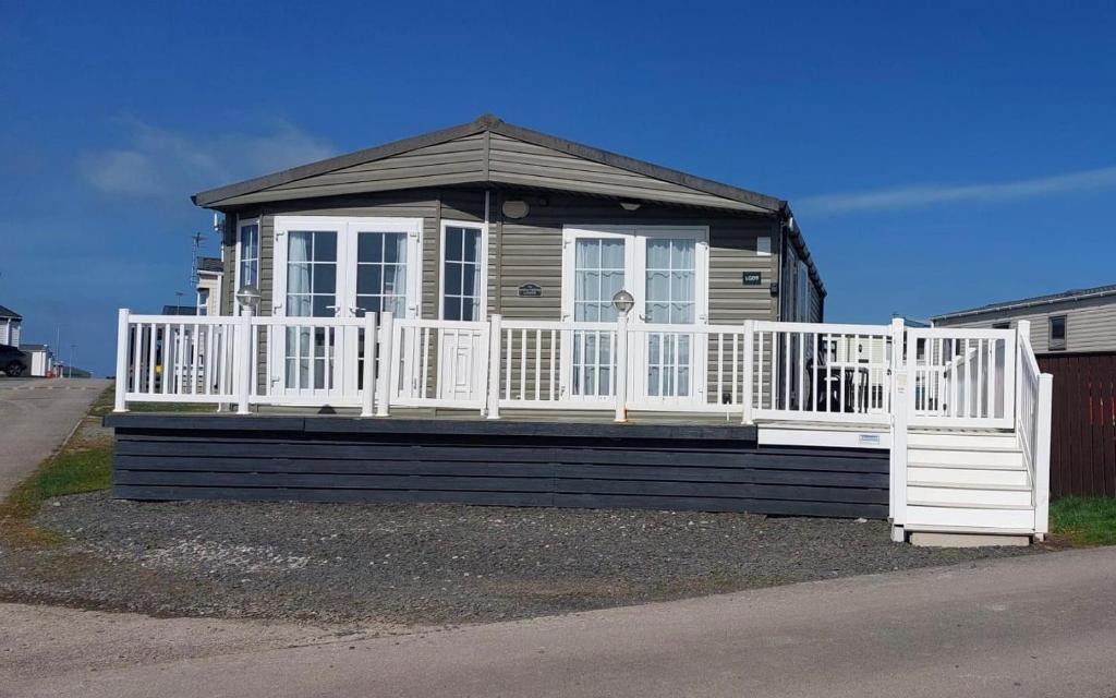 The Dean's on the Lune, Heysham