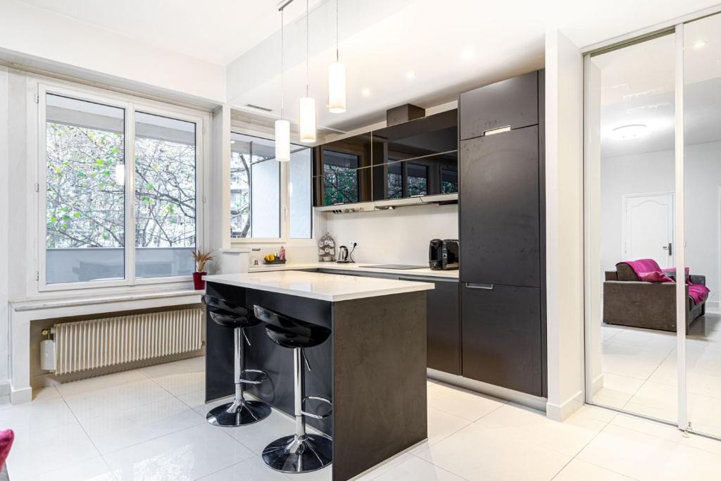 GuestReady - Bright charm with a terrace - 5