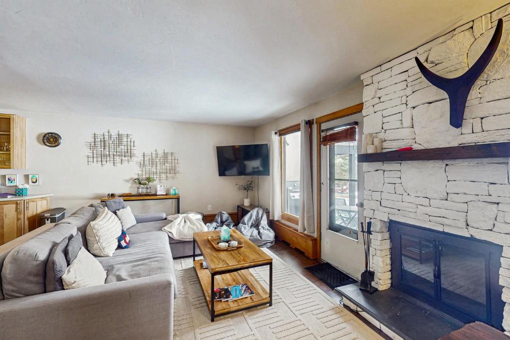 The Fairway Escape, Avon