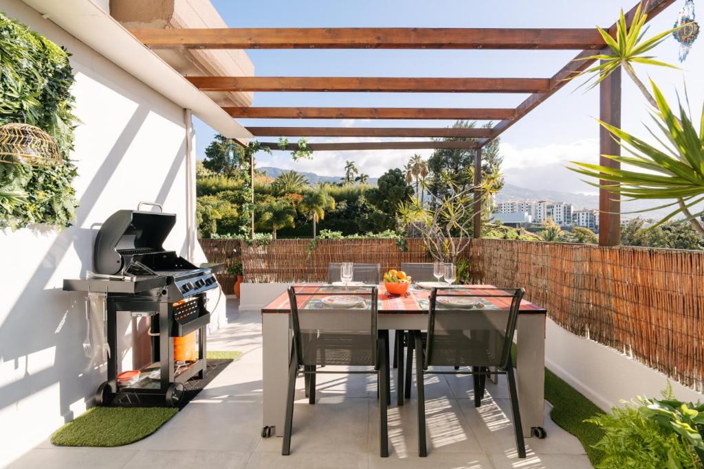 Magnolia Terrace by Amazing Madeira, Funchal