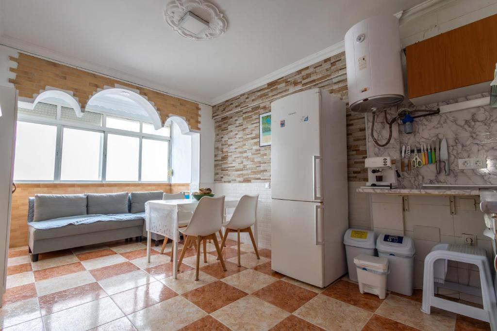 C&C Habitaciones Privadas con Uso Exclusivo Cerca de la Playa - 4