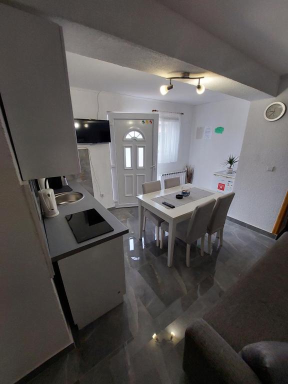 Guest House Neno