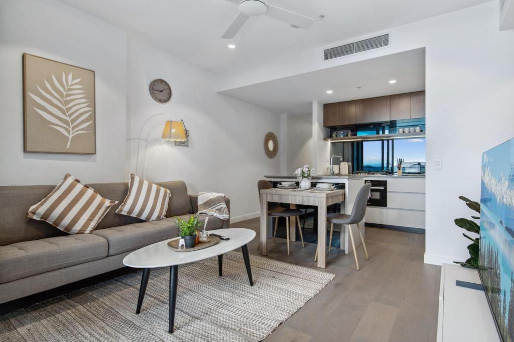 1 BR Apartment in Queens Wharf, Brisbane