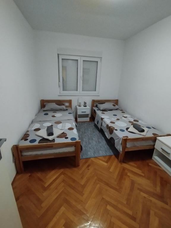 Apartman Jelena 1 - 5