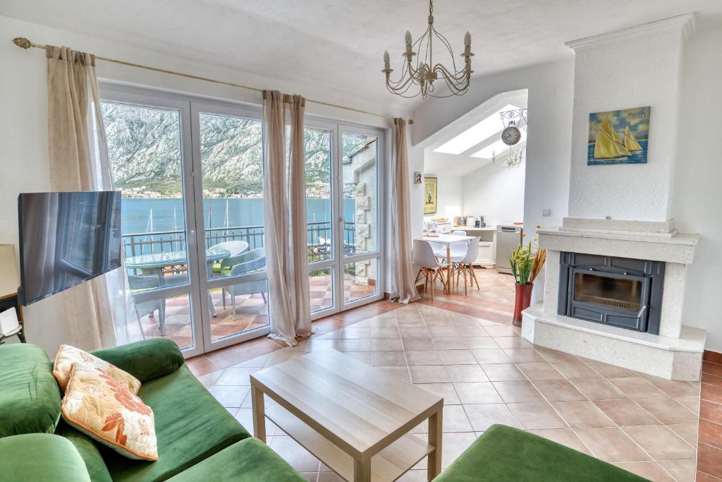 Beautiful Apt Anna with Sea View by MN Property - 3