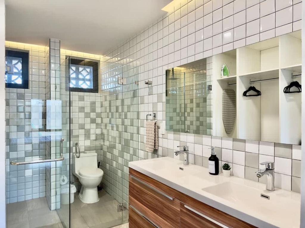 Downtown TJ Ave Revolucion 1BR Suite 10th floor - 4