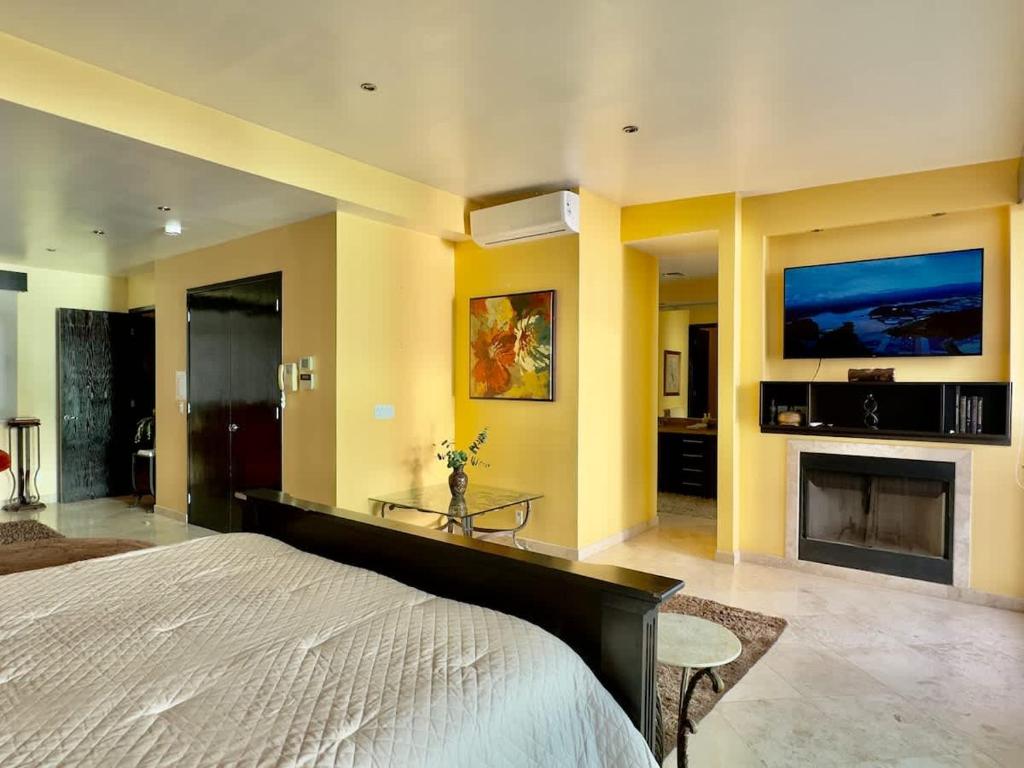 Oceanfront Villa 4BR 4 BA Real Mediterraneo - 5