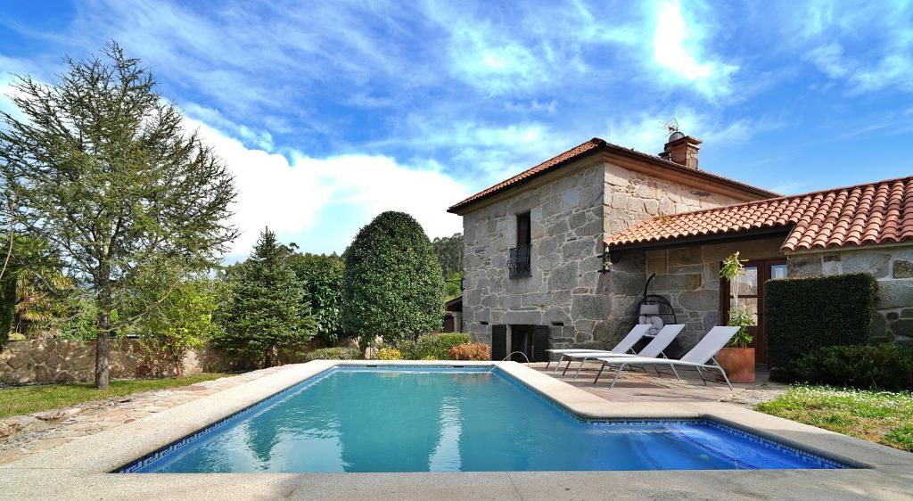 GALIHOST - Casa con piscina próxima a Sanxenxo - 2