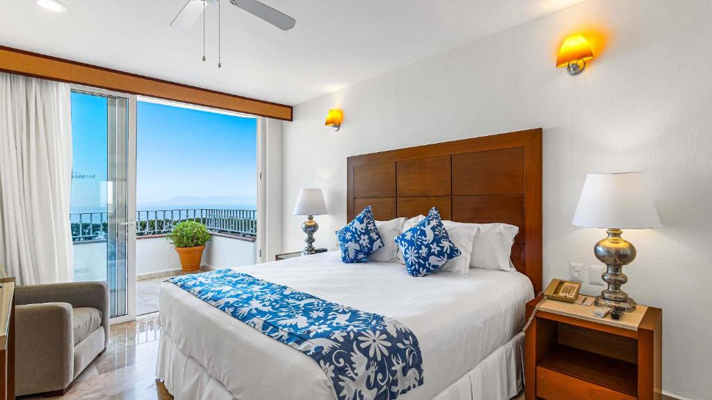 Grand Miramar Residences by HOLT - 3BR - 3