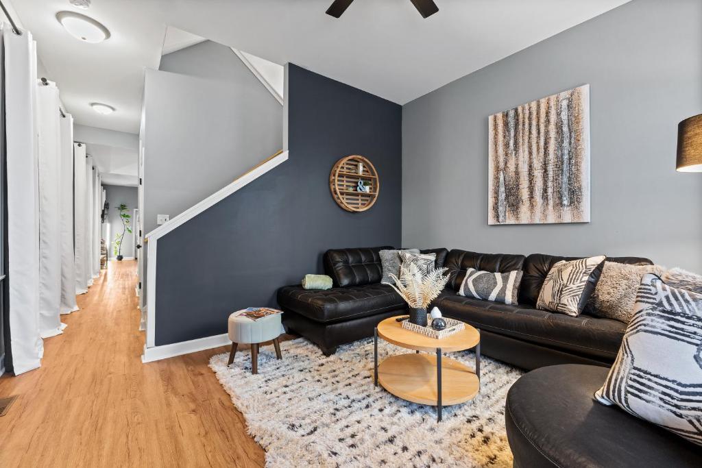 The Journey Home | JZ Vacation Rentals, Soulard