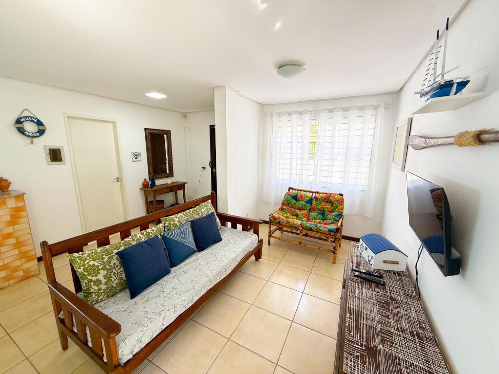 Shared lounge/TV area