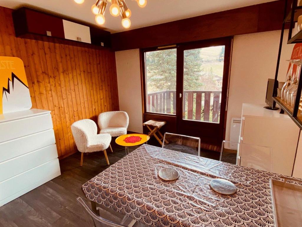 T2 centre village près pistes La Clusaz, balcon sud - FR-1-459-241 - 4