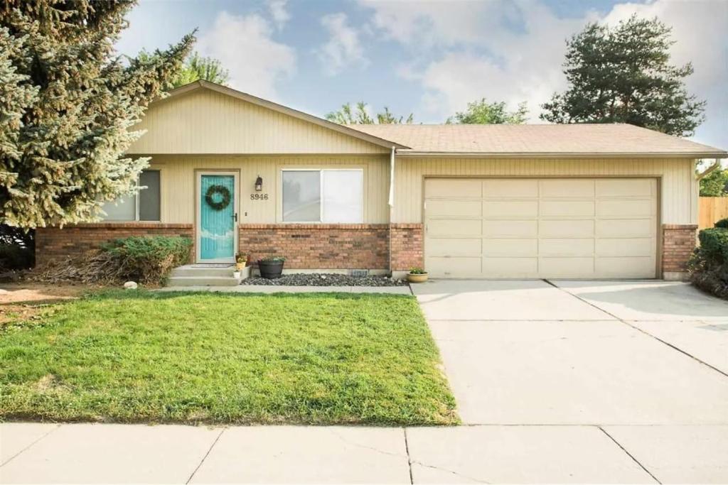 There's No Place Like Home, Garden City