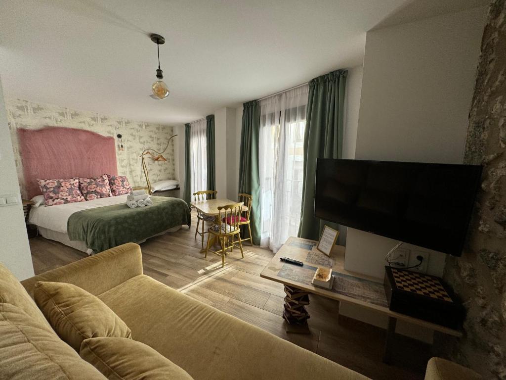 ATENEO CUENCA Suites con cocina en el casco histórico - 2