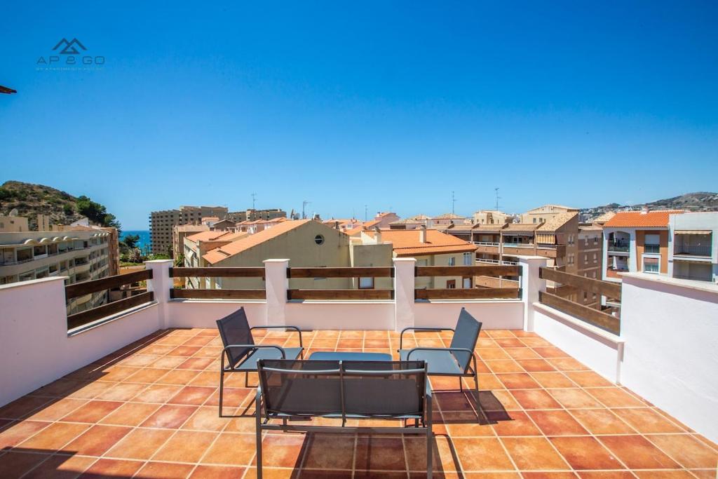 Deluxe Tropicana Rest and Pool, Almuñécar