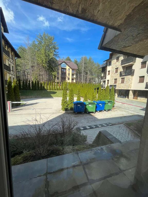 Sunny Pines - 3