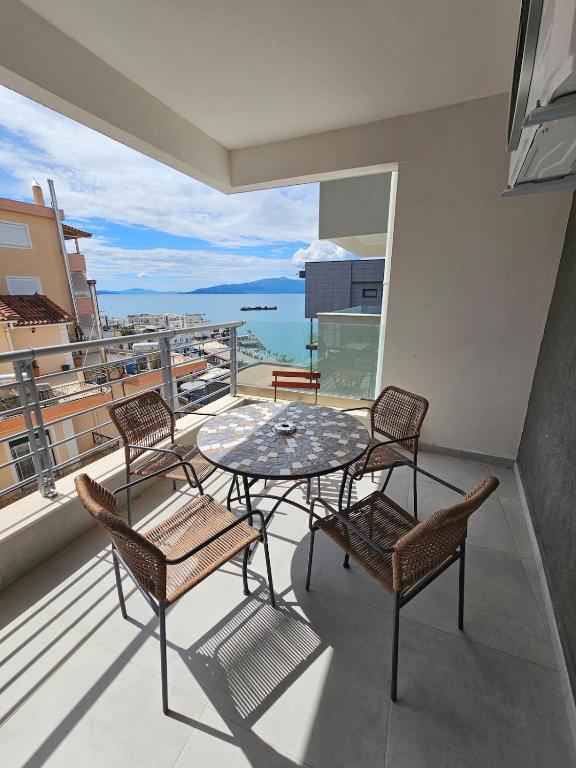Seaview Apartment in Central Saranda, Sarandë