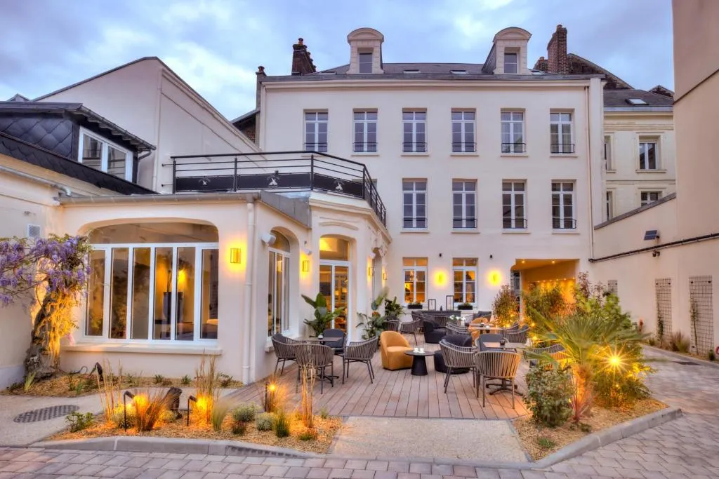 The Originals Boutique, Hôtel Les Coulisses du Théâtre, Saint-Quentin，位于圣康坦的酒店