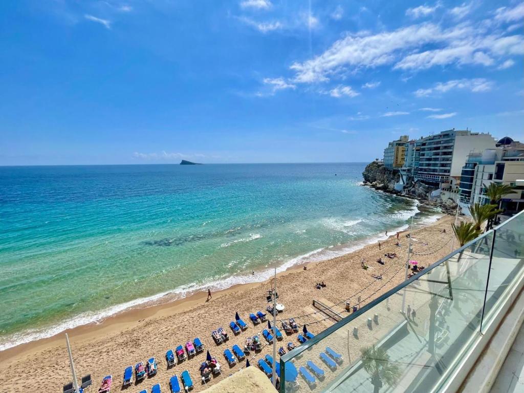 Emalco SeaFront Modern Apartment - 3