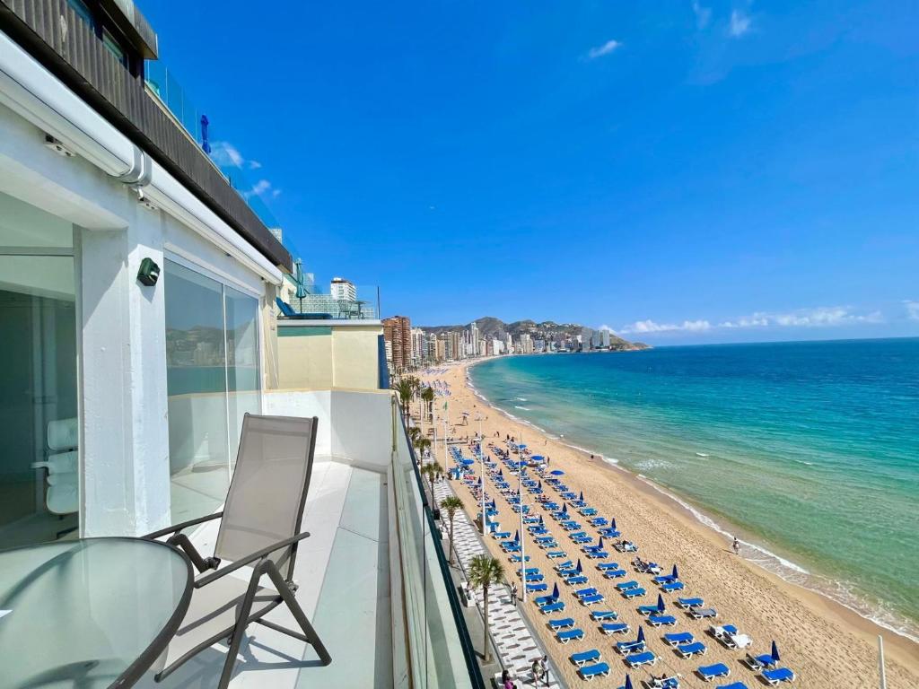 Emalco SeaFront Modern Apartment - 5