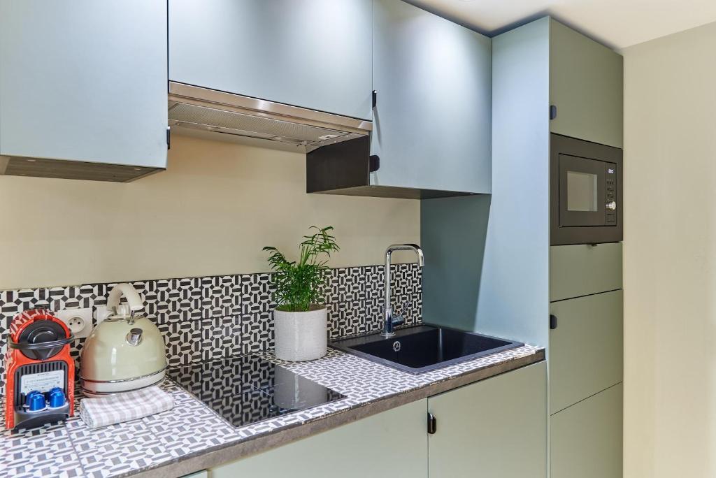 Apartment Center of Paris by Studio prestige - 2