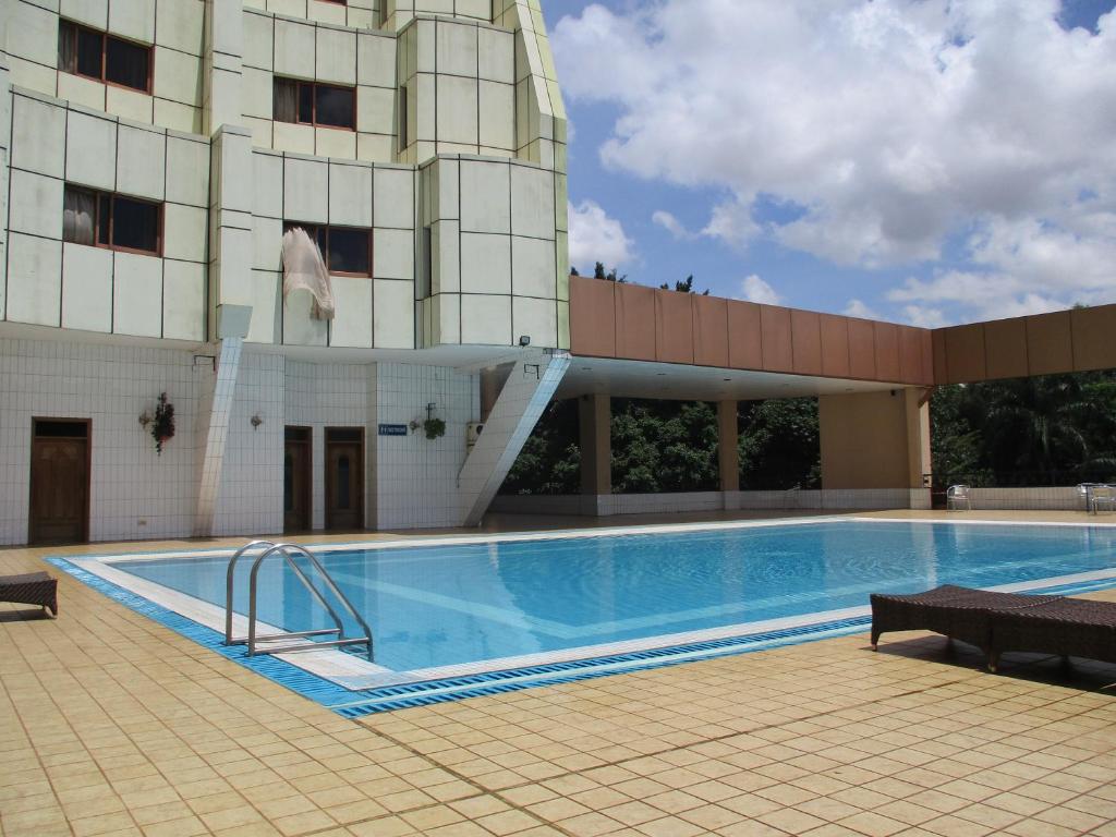 IMPERIAL ROYALE HOTEL photo