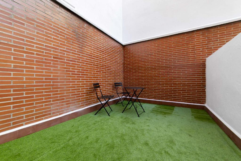Regency VIII - Ferga Suites - 5