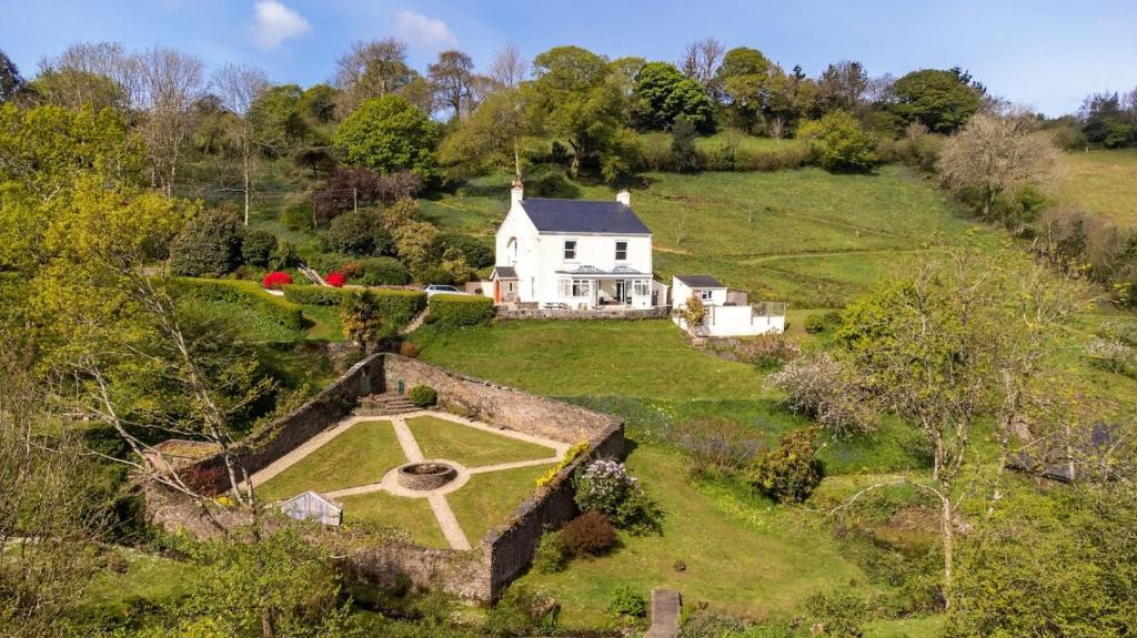 18th-century Farmhouse With Countryside Views, Blackawton