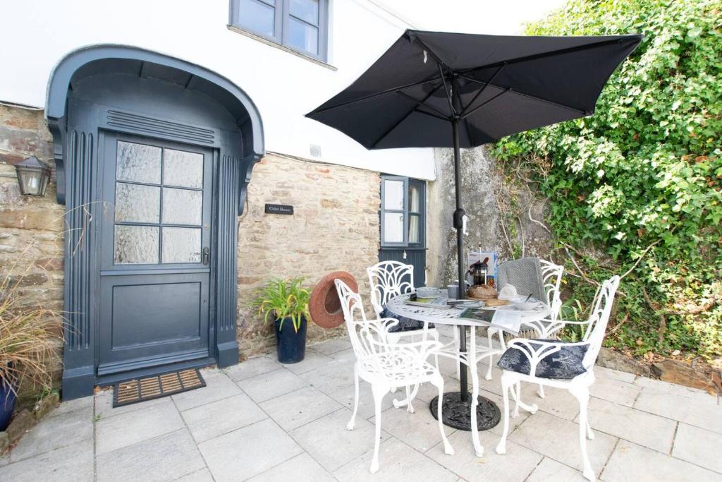 Charming Cottage Near Dartmouth With Log Burner, Blackawton