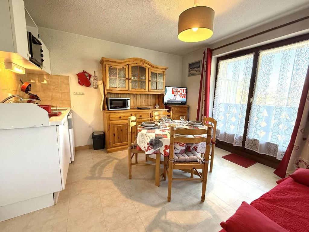 Charmant 2P Cabine à Praz-sur-Arly - Ski, Balcon, Parking, 4 Pers - 1
