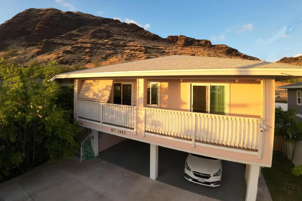 The Shell House | 30-night Minimum, Waianae